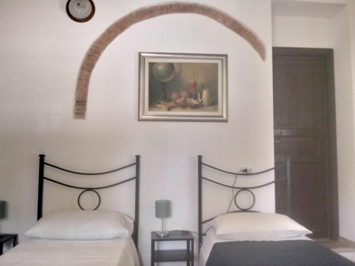 B&B Il Pittore Borgo San Lorenzo Luaran gambar